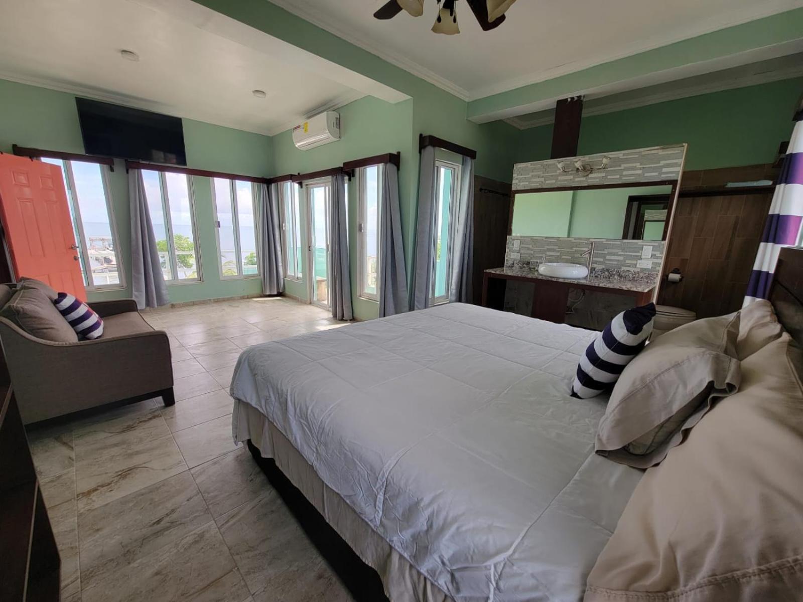 Island Magic Villas Кей-Колкер Екстер'єр фото